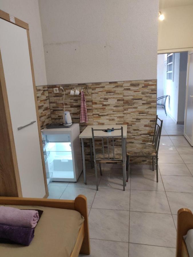Rooms- Denis Penzion Split